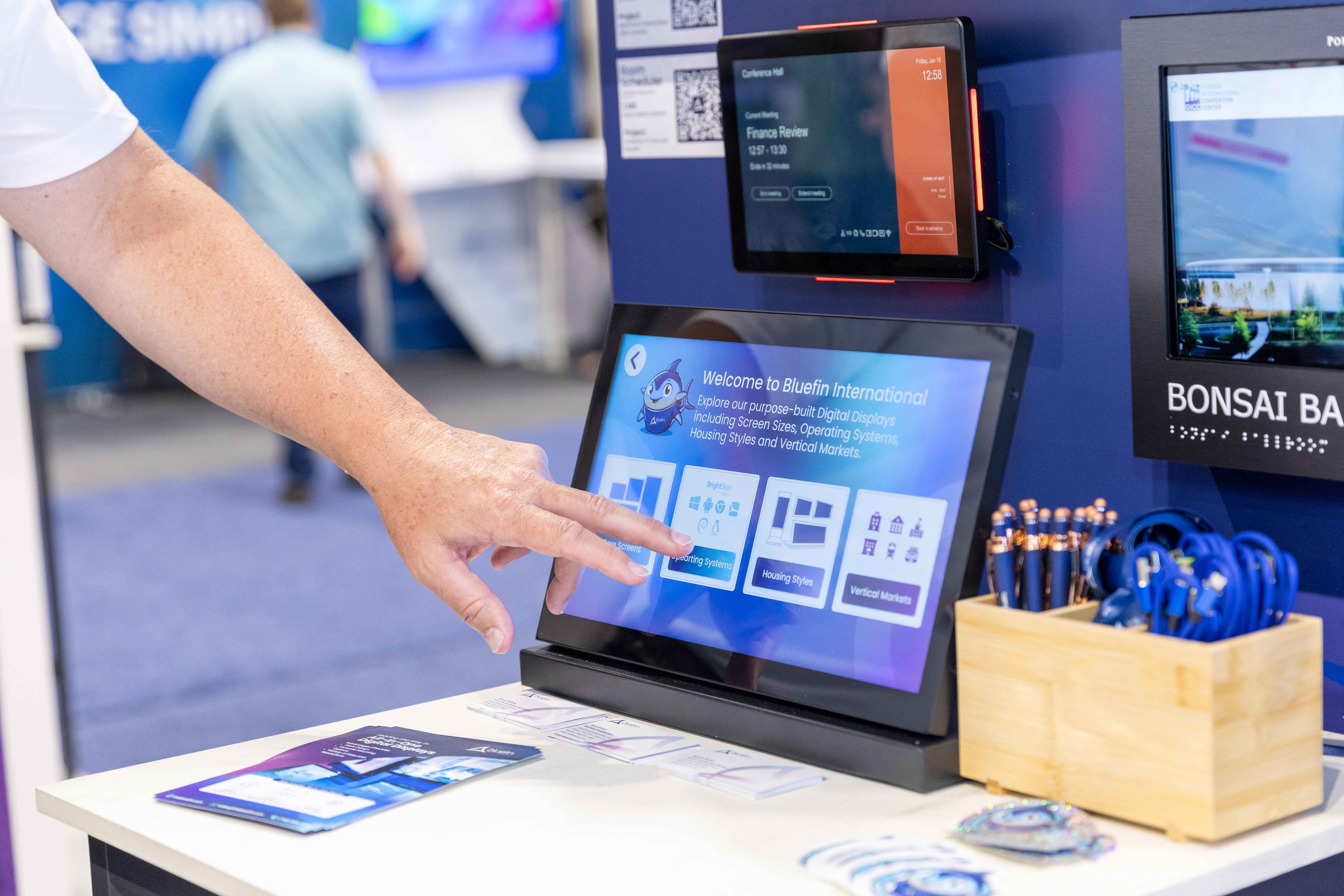 Bluefin Screen-Infocomm2025 (8)